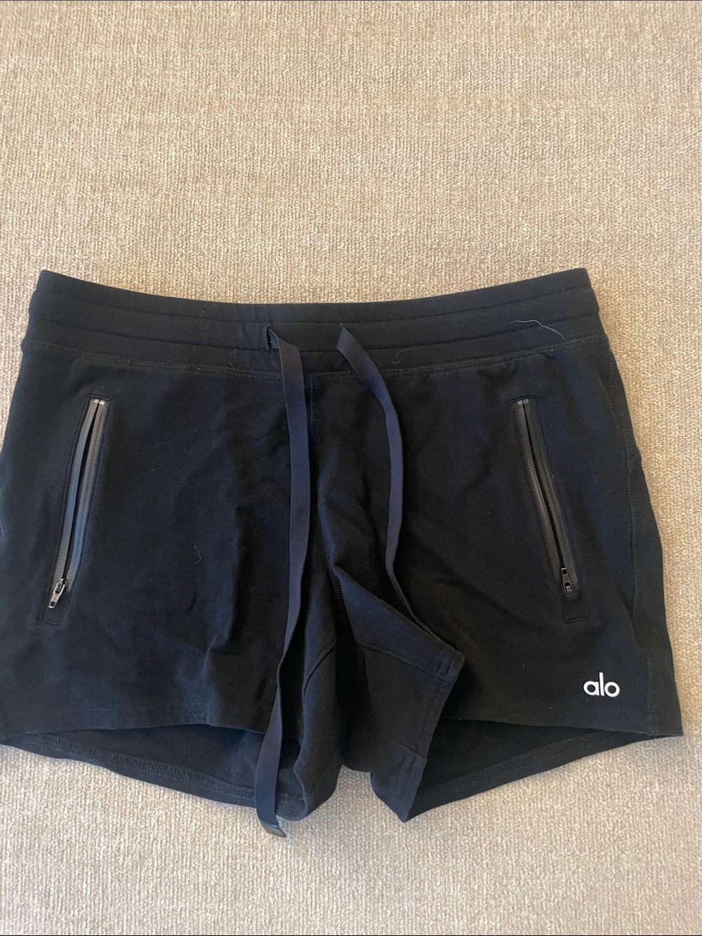 ALO Yoga Black Athletic Drawstring Shorts with Zipper Pockets size S